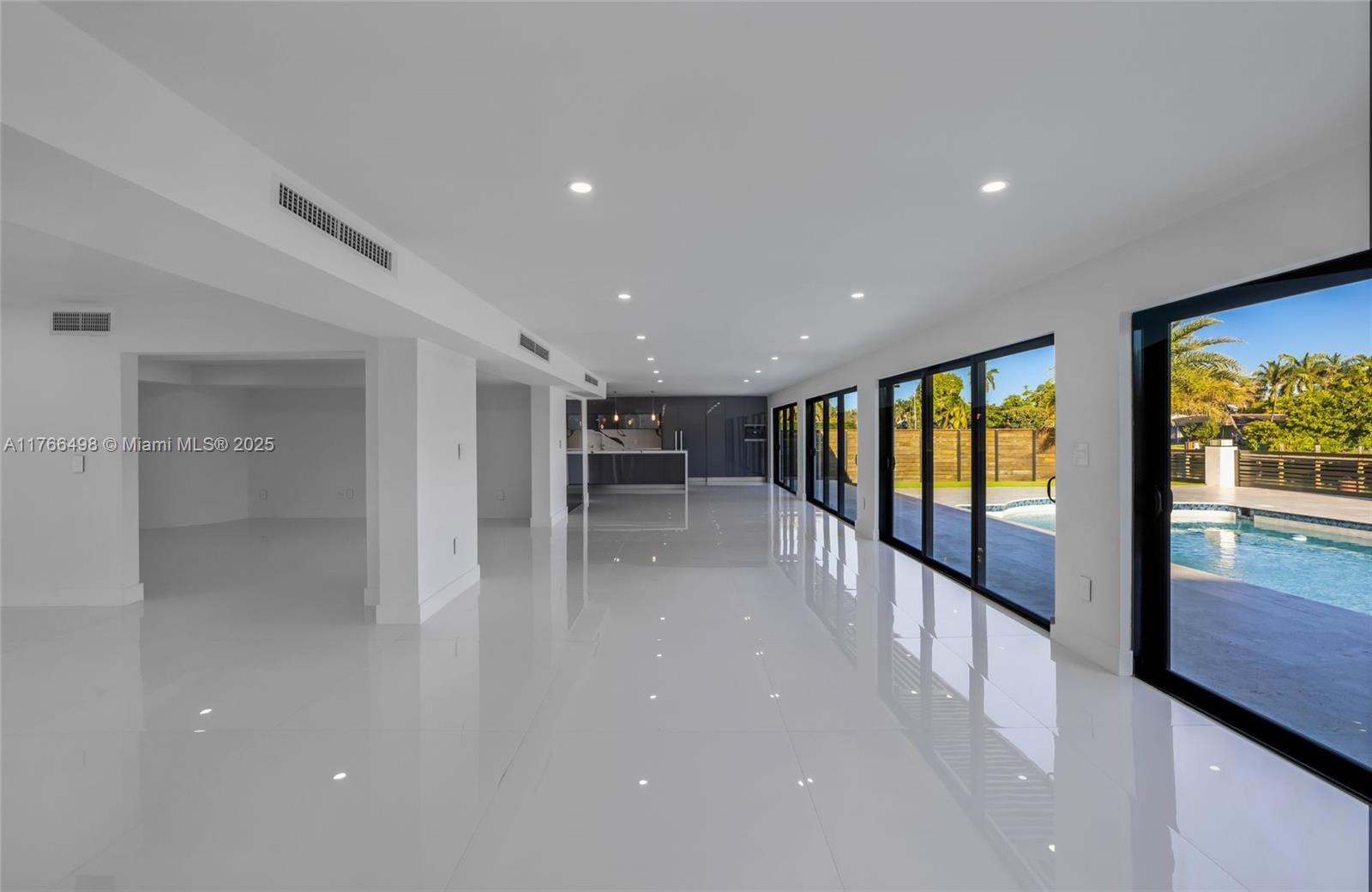 GOLDEN ISLES SEC D REPLAT - Residential