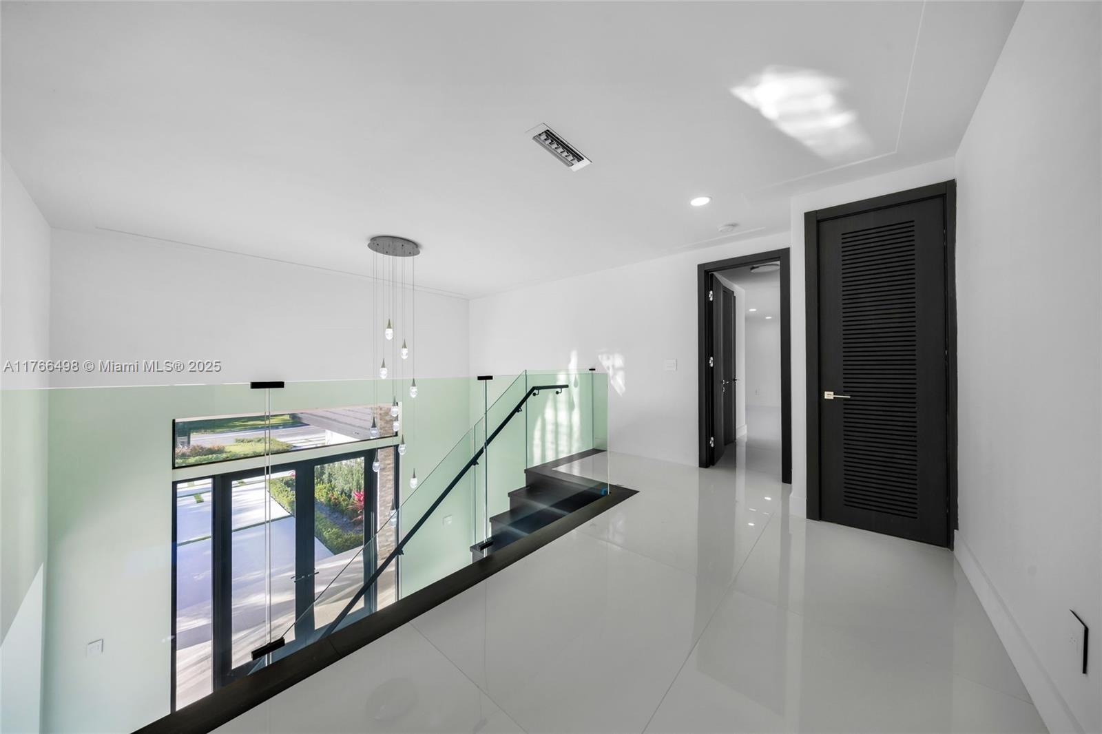 GOLDEN ISLES SEC D REPLAT - Residential