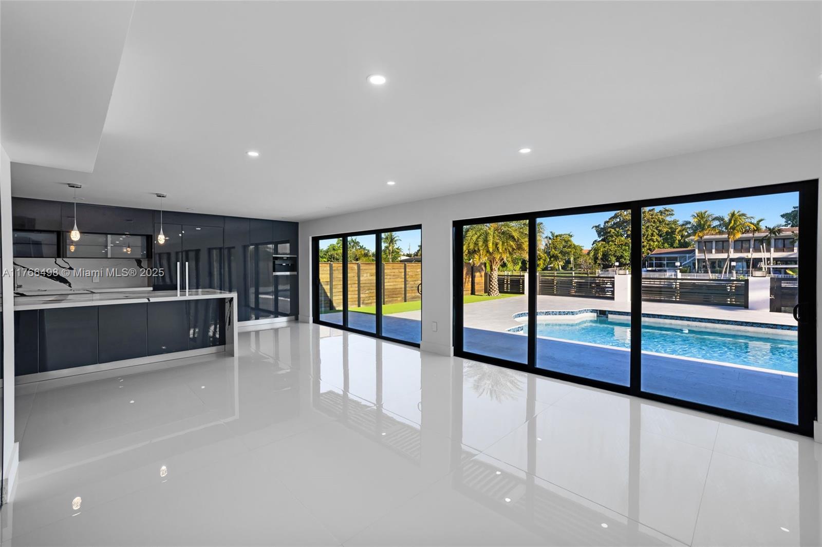 GOLDEN ISLES SEC D REPLAT - Residential