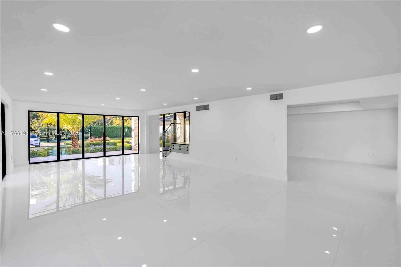 GOLDEN ISLES SEC D REPLAT - Residential