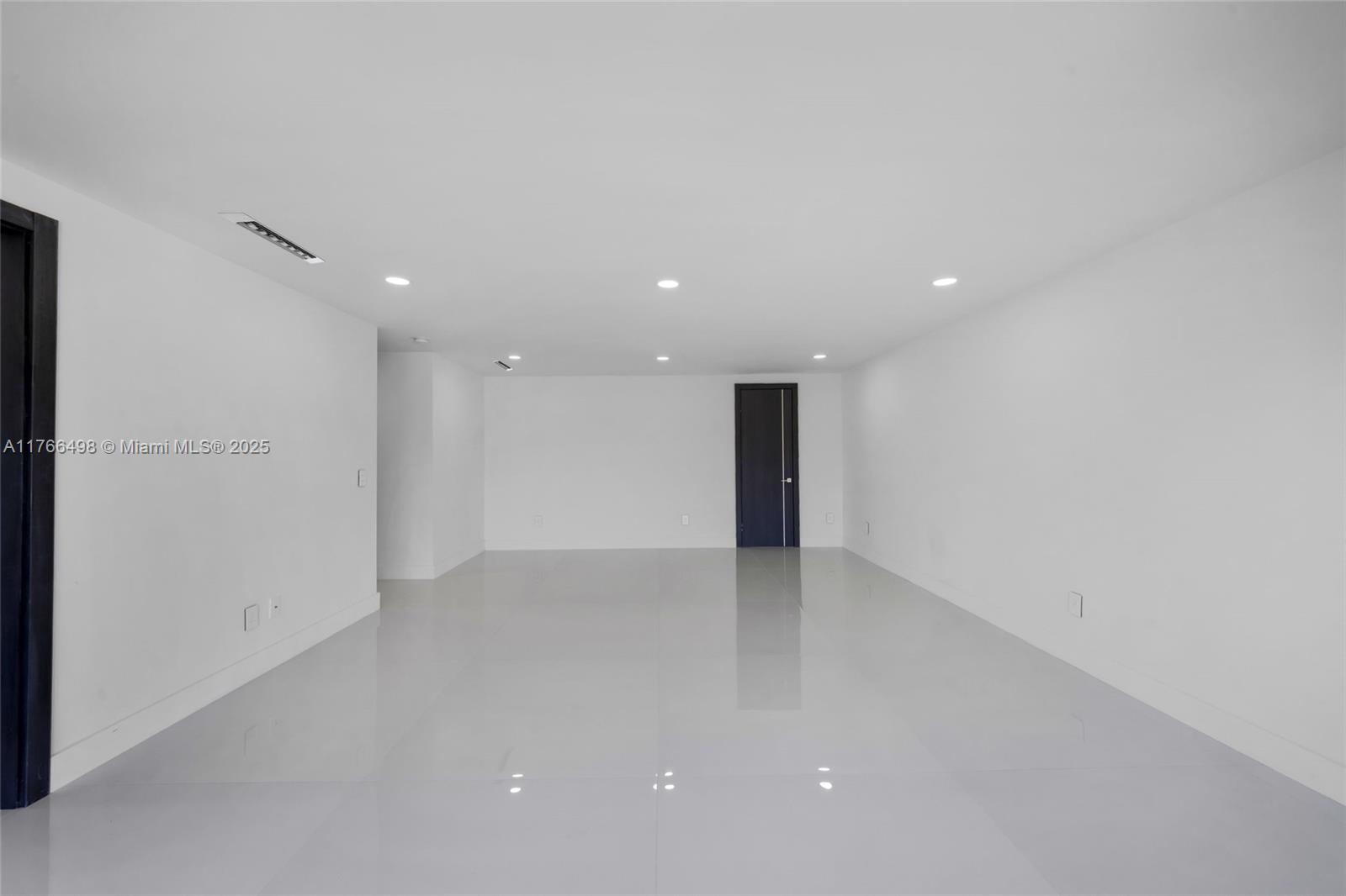 GOLDEN ISLES SEC D REPLAT - Residential