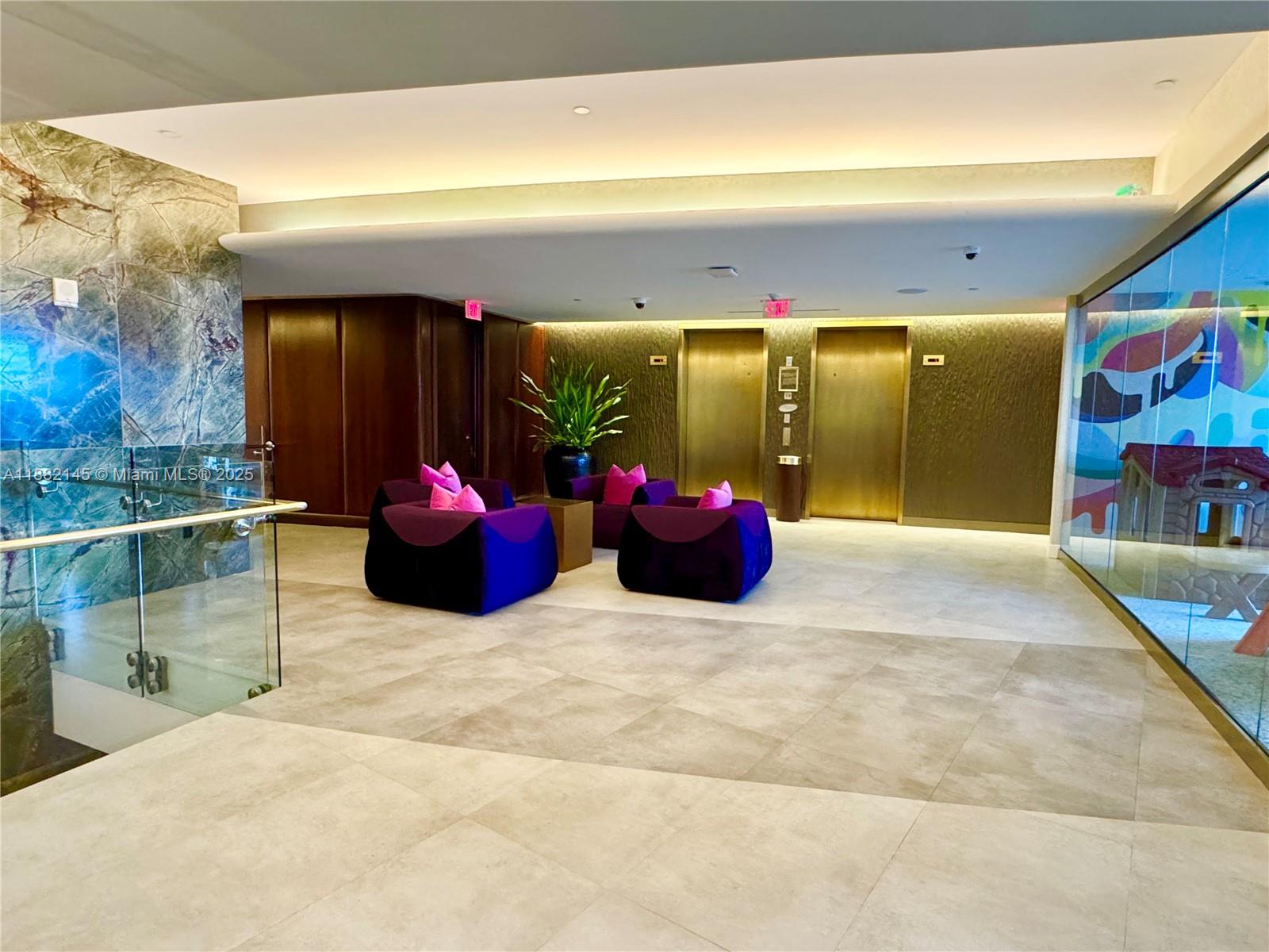 TRUMP PALACE CONDO - Residential