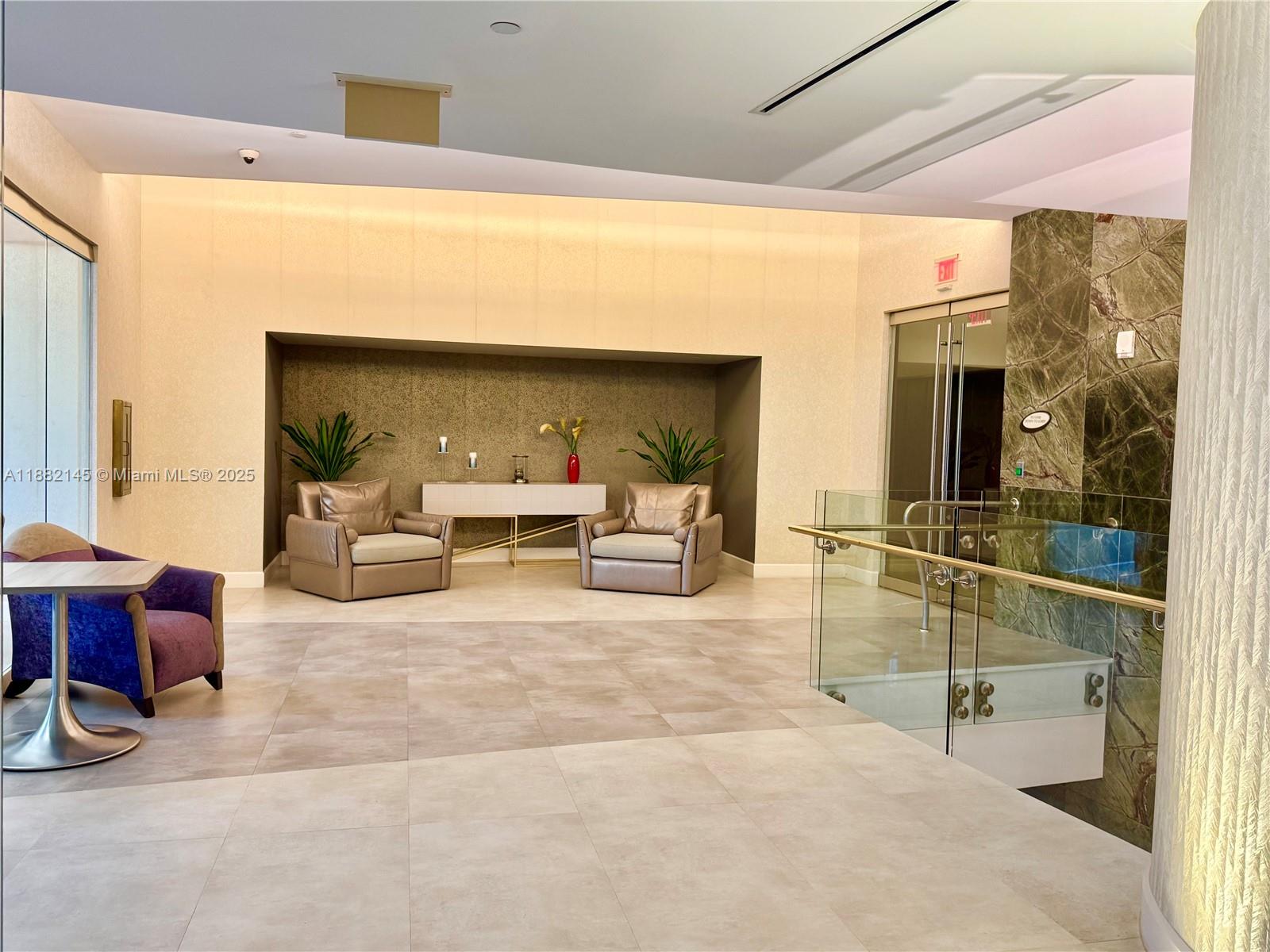 TRUMP PALACE CONDO - Residential