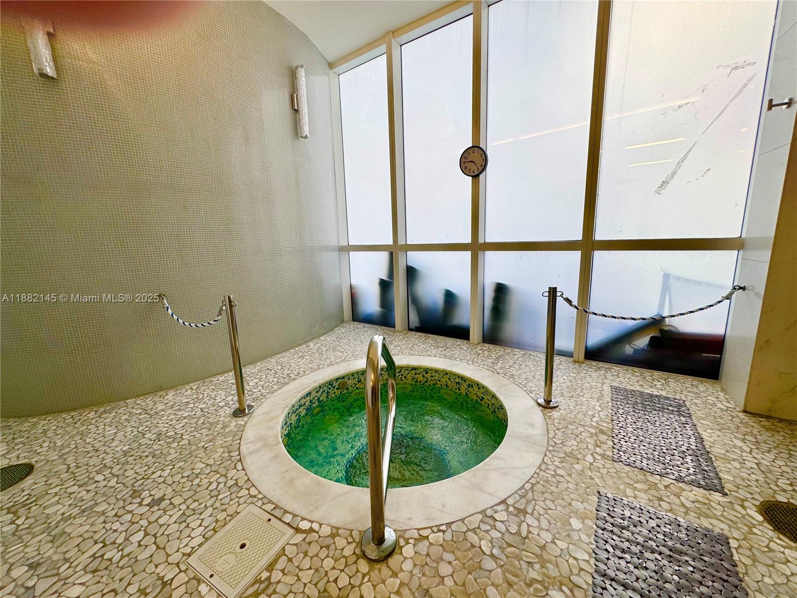 TRUMP PALACE CONDO - Residential