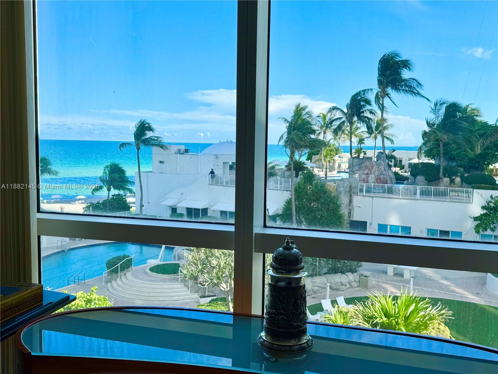 TRUMP PALACE CONDO - Residential