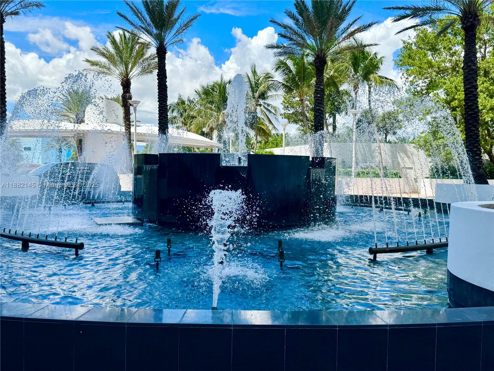 TRUMP PALACE CONDO - Residential