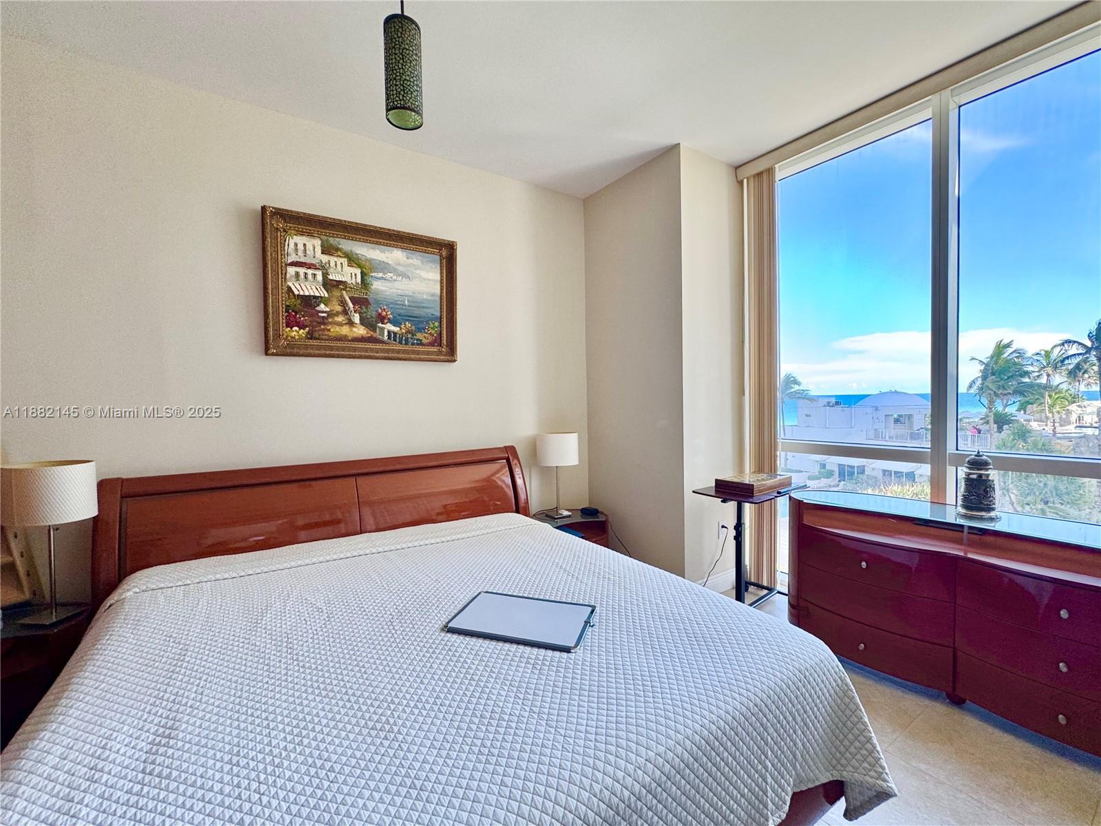 TRUMP PALACE CONDO - Residential