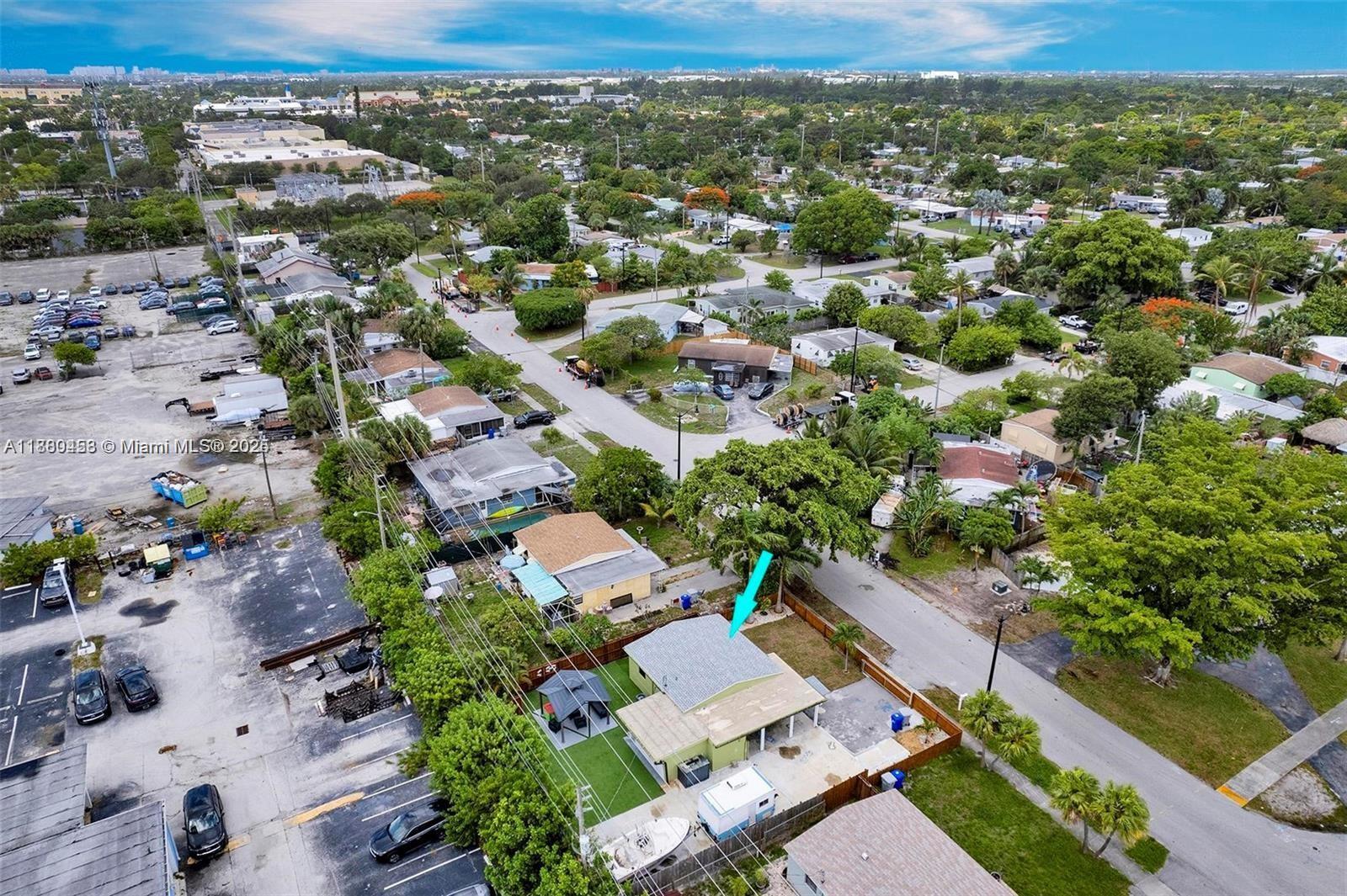 COLLIER MANOR FIRST ADD - Residential Lease