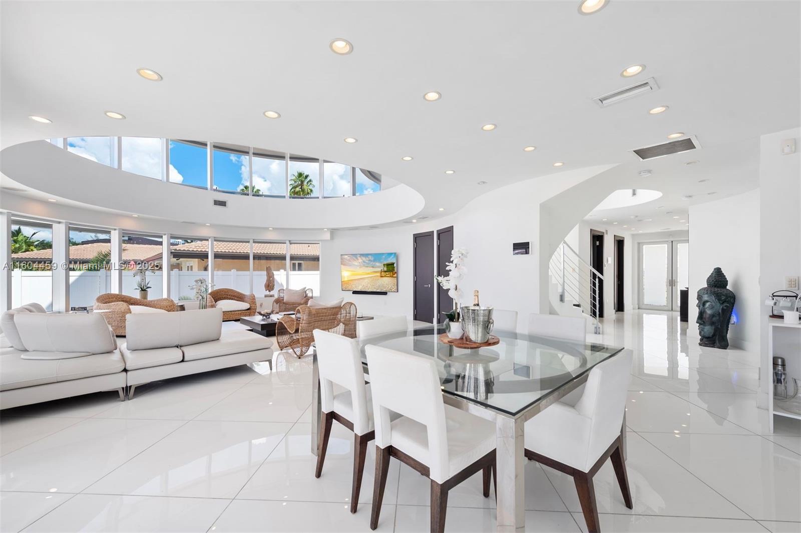 EASTERN SHORES 1ST ADDN - Residential