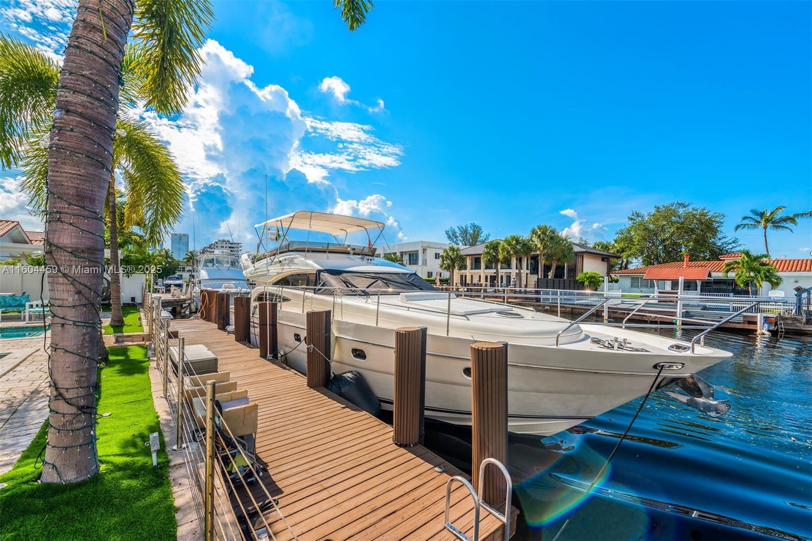 EASTERN SHORES 1ST ADDN - Residential