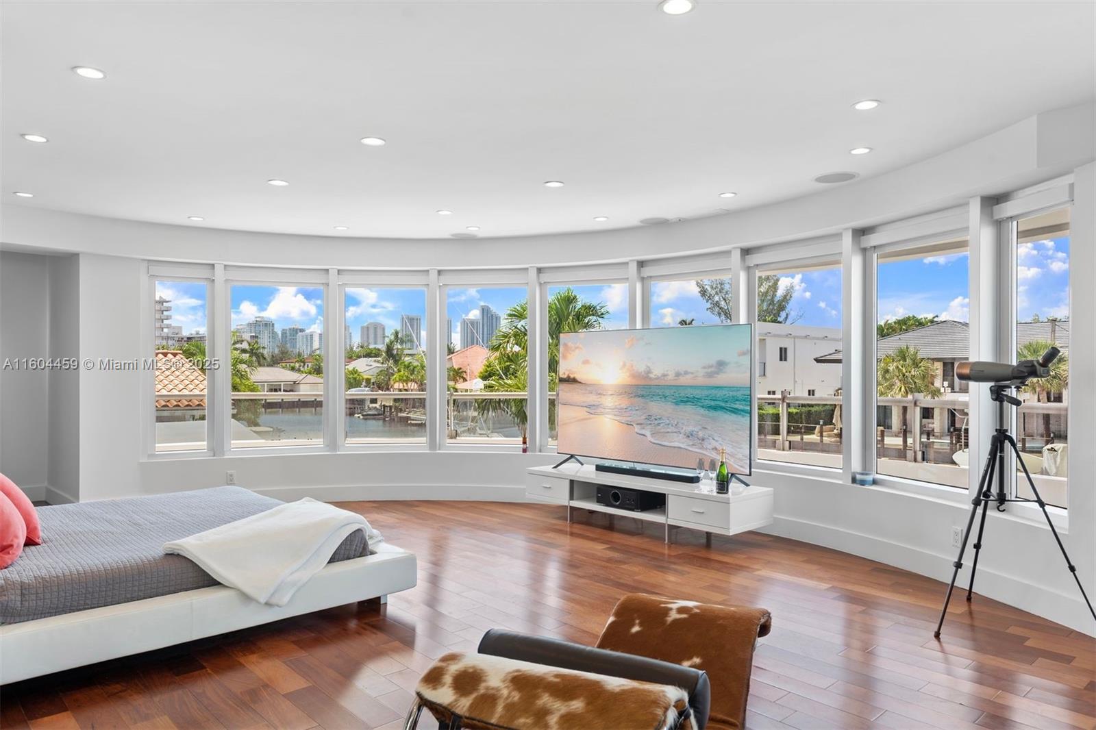 EASTERN SHORES 1ST ADDN - Residential