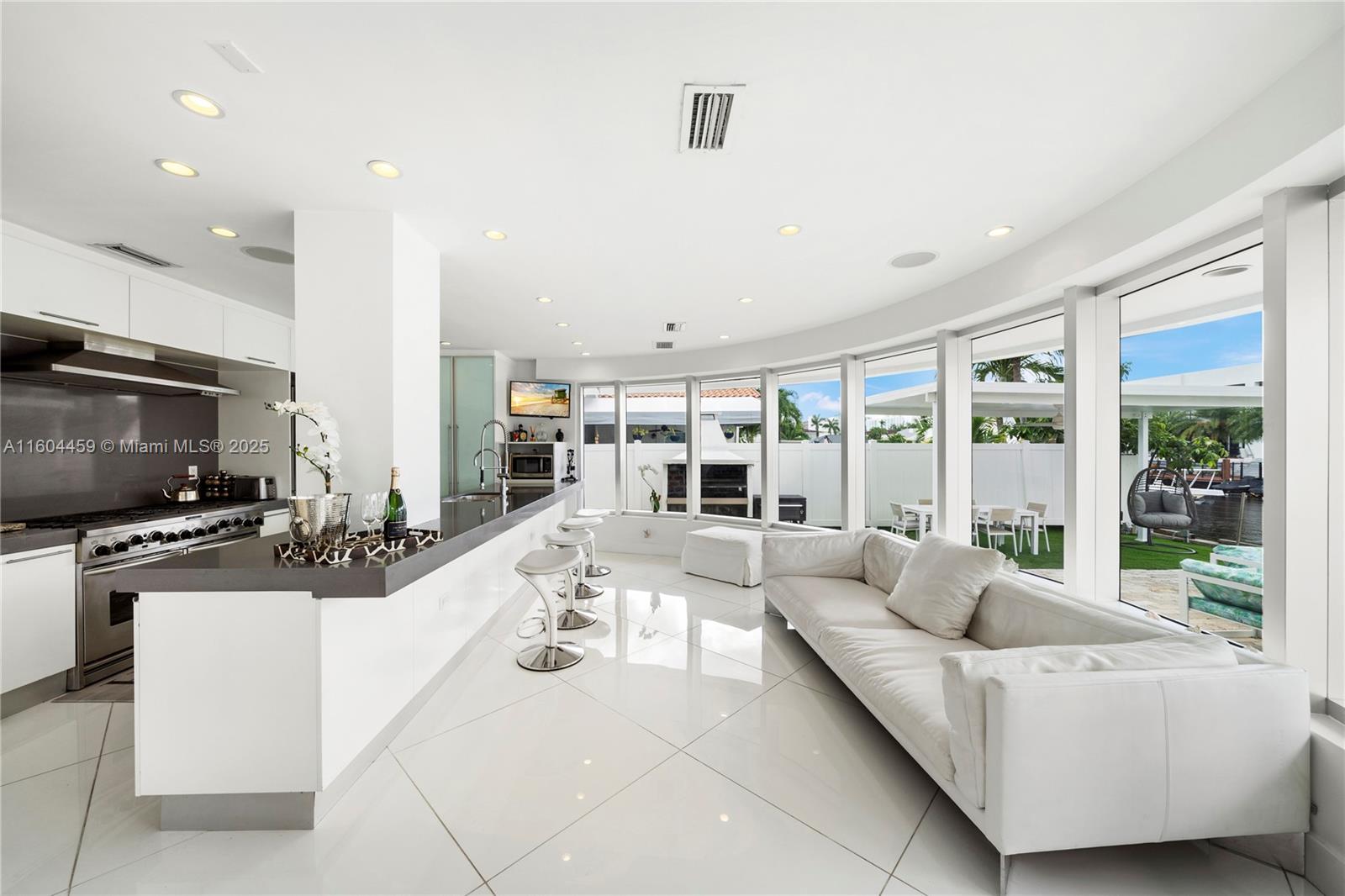 EASTERN SHORES 1ST ADDN - Residential