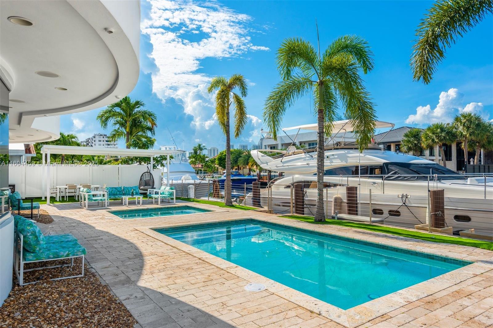EASTERN SHORES 1ST ADDN - Residential