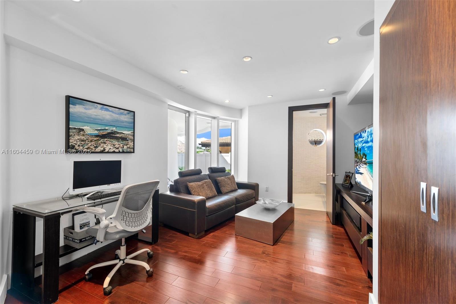 EASTERN SHORES 1ST ADDN - Residential