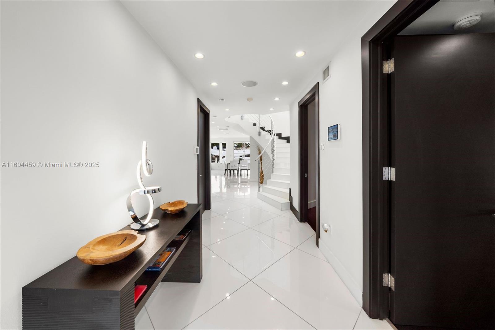 EASTERN SHORES 1ST ADDN - Residential