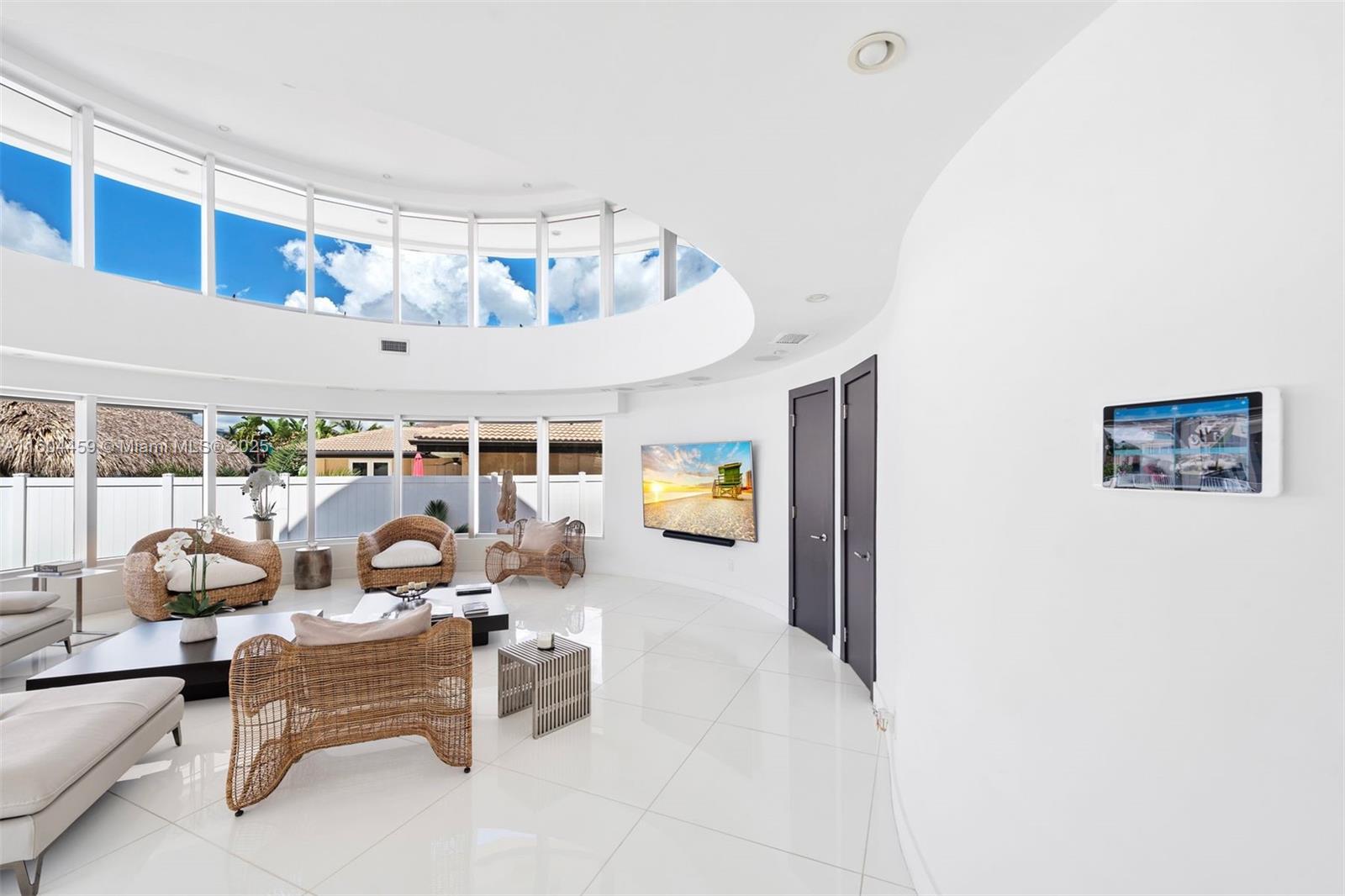 EASTERN SHORES 1ST ADDN - Residential