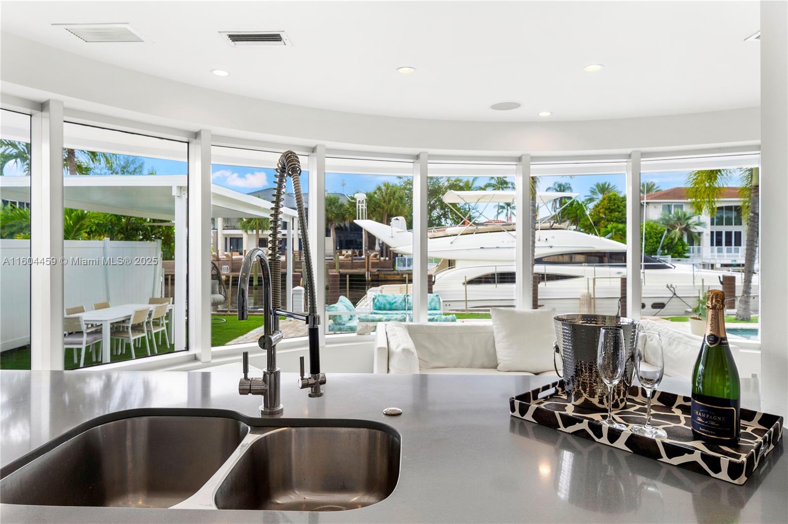EASTERN SHORES 1ST ADDN - Residential