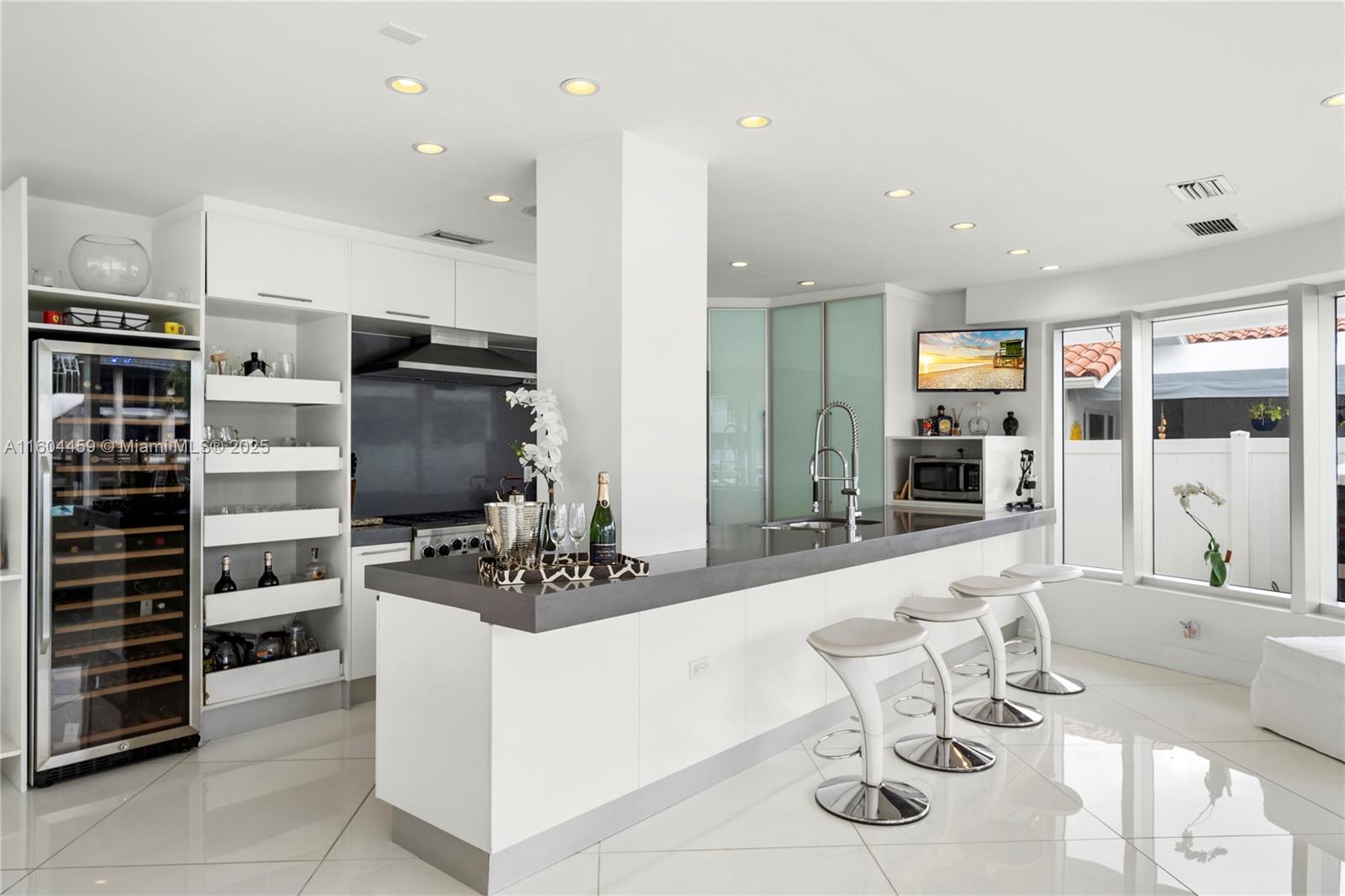 EASTERN SHORES 1ST ADDN - Residential