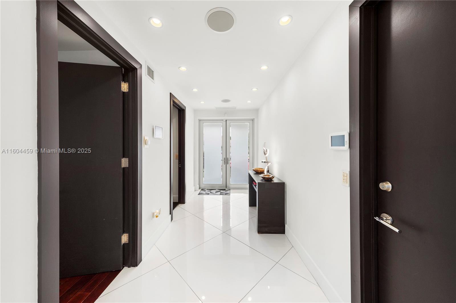 EASTERN SHORES 1ST ADDN - Residential
