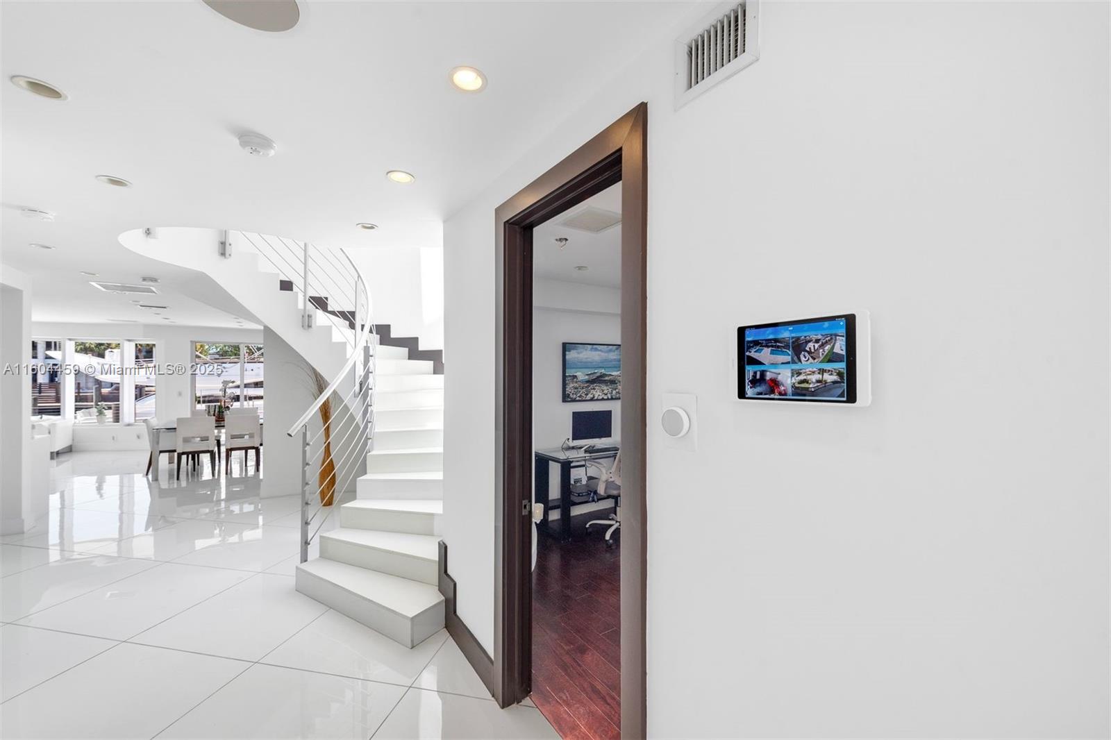 EASTERN SHORES 1ST ADDN - Residential