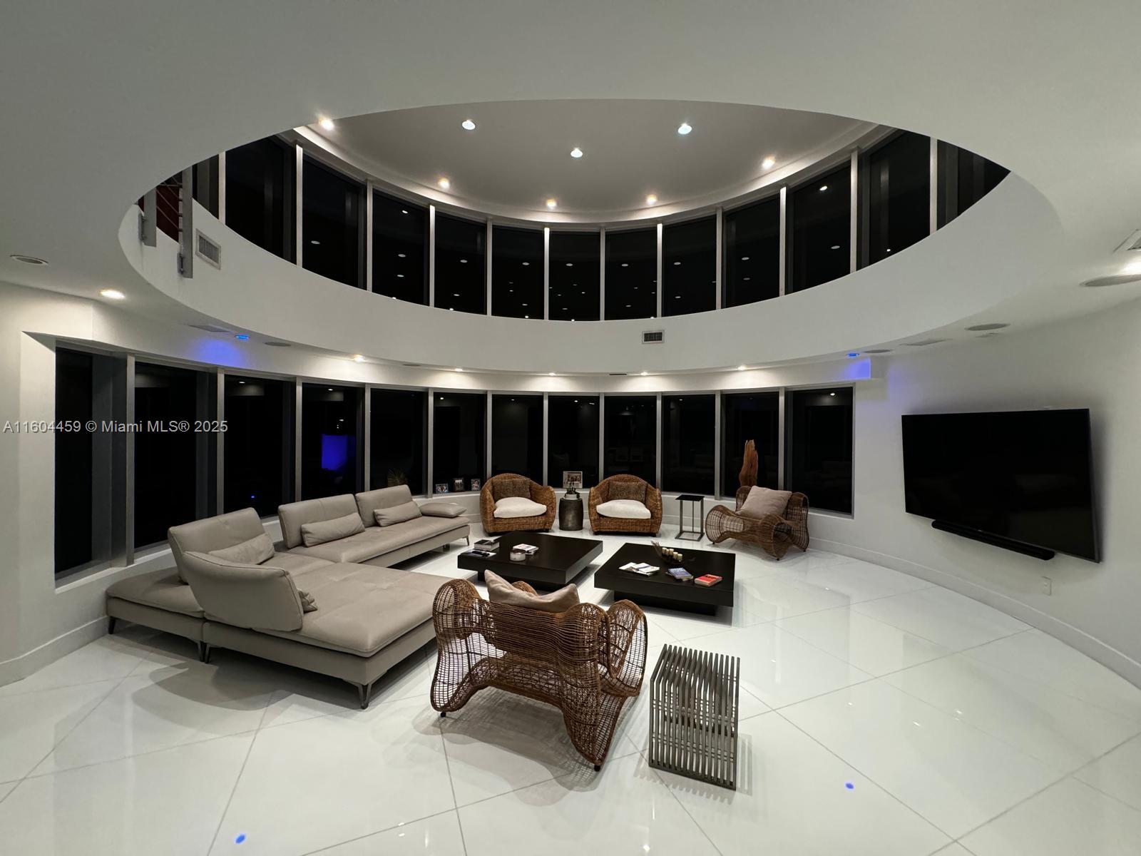EASTERN SHORES 1ST ADDN - Residential