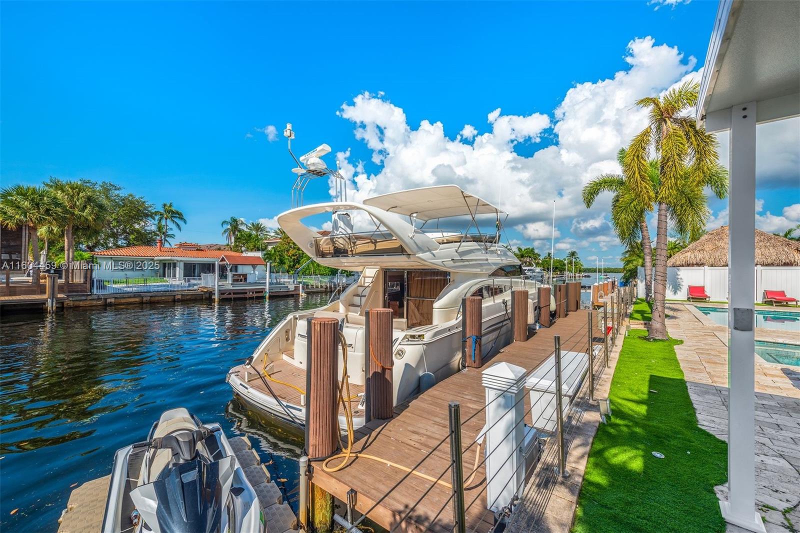 EASTERN SHORES 1ST ADDN - Residential