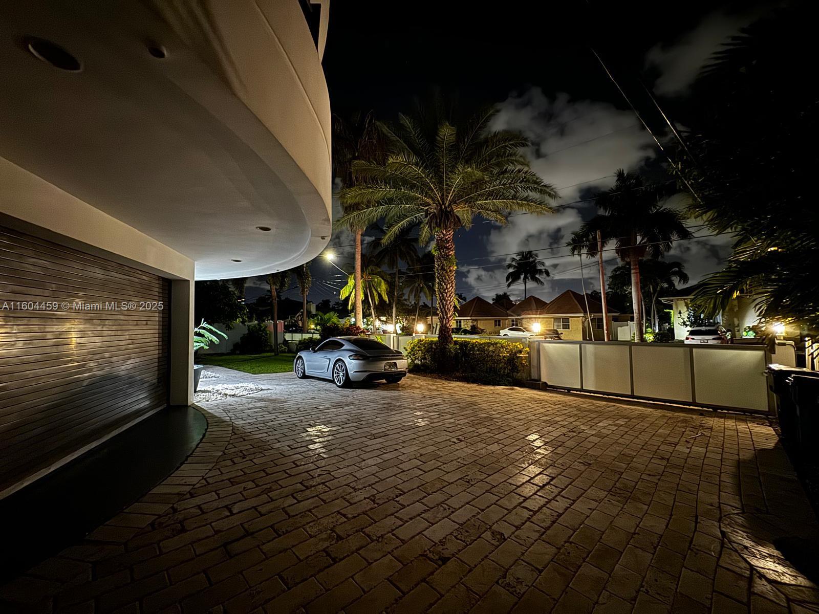 EASTERN SHORES 1ST ADDN - Residential