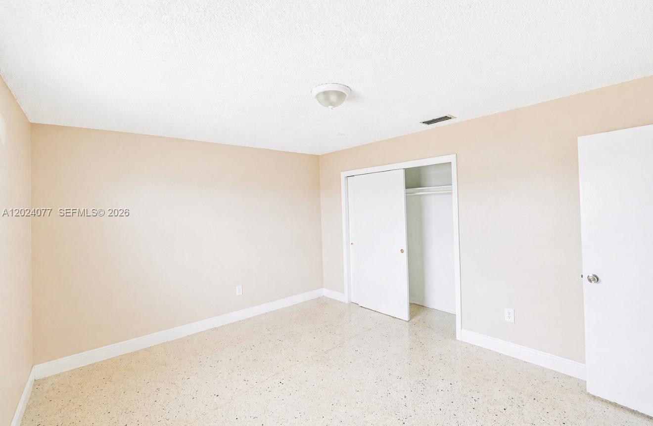 LEAH MANOR - Residential Lease