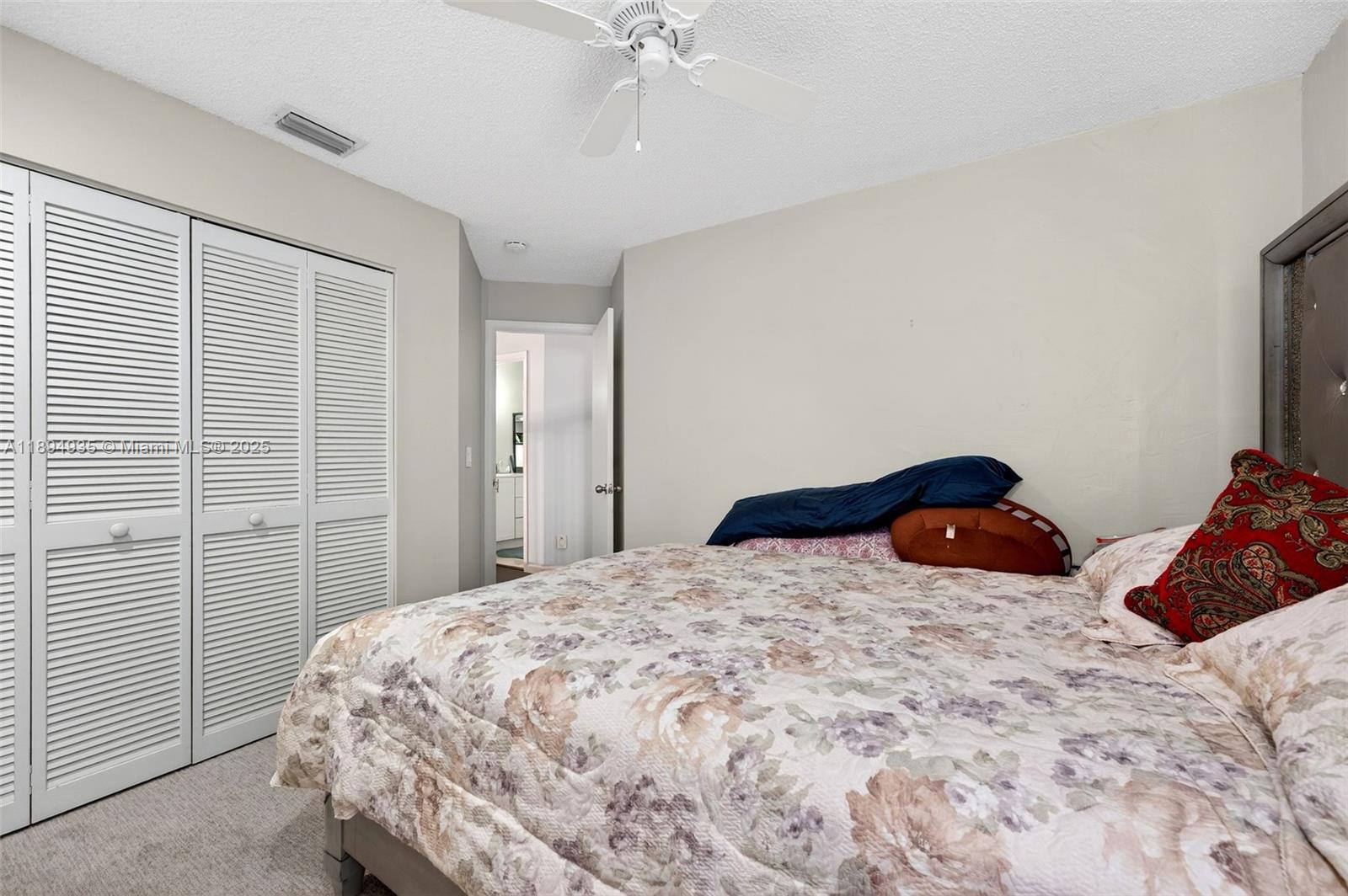 EAGLES NEST TOWNHOMES CON - Residential