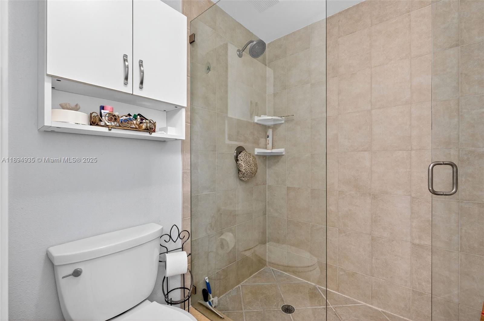 EAGLES NEST TOWNHOMES CON - Residential