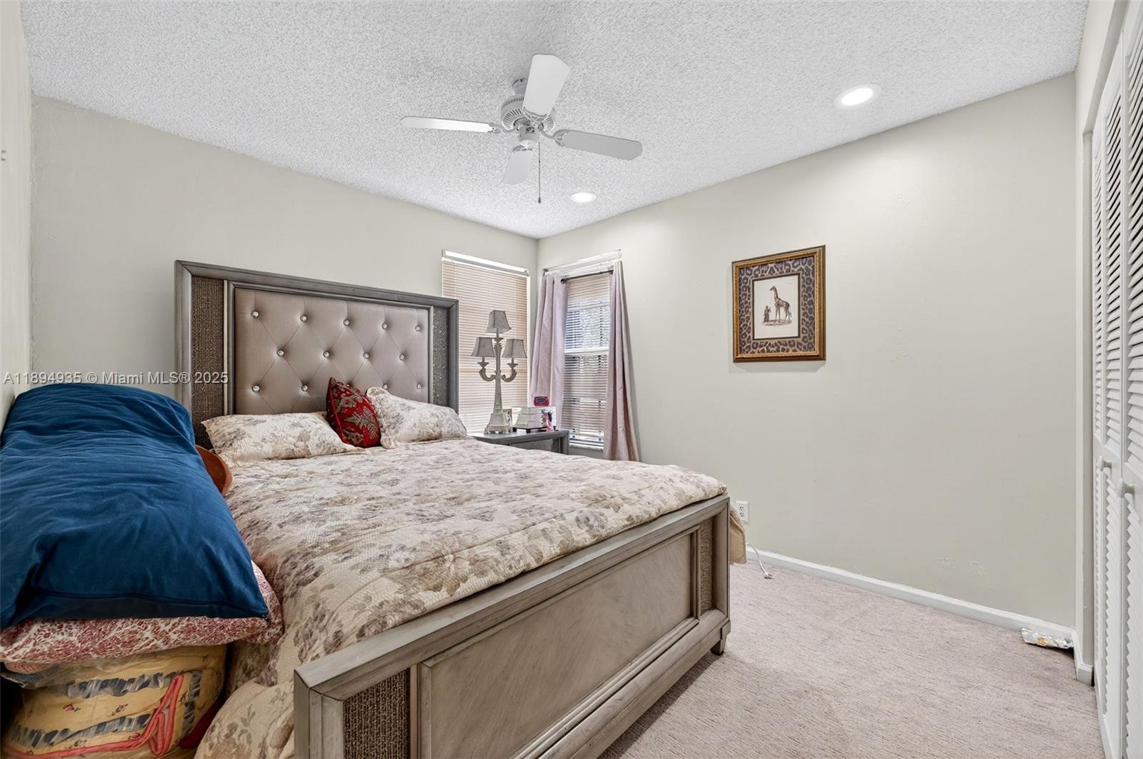 EAGLES NEST TOWNHOMES CON - Residential