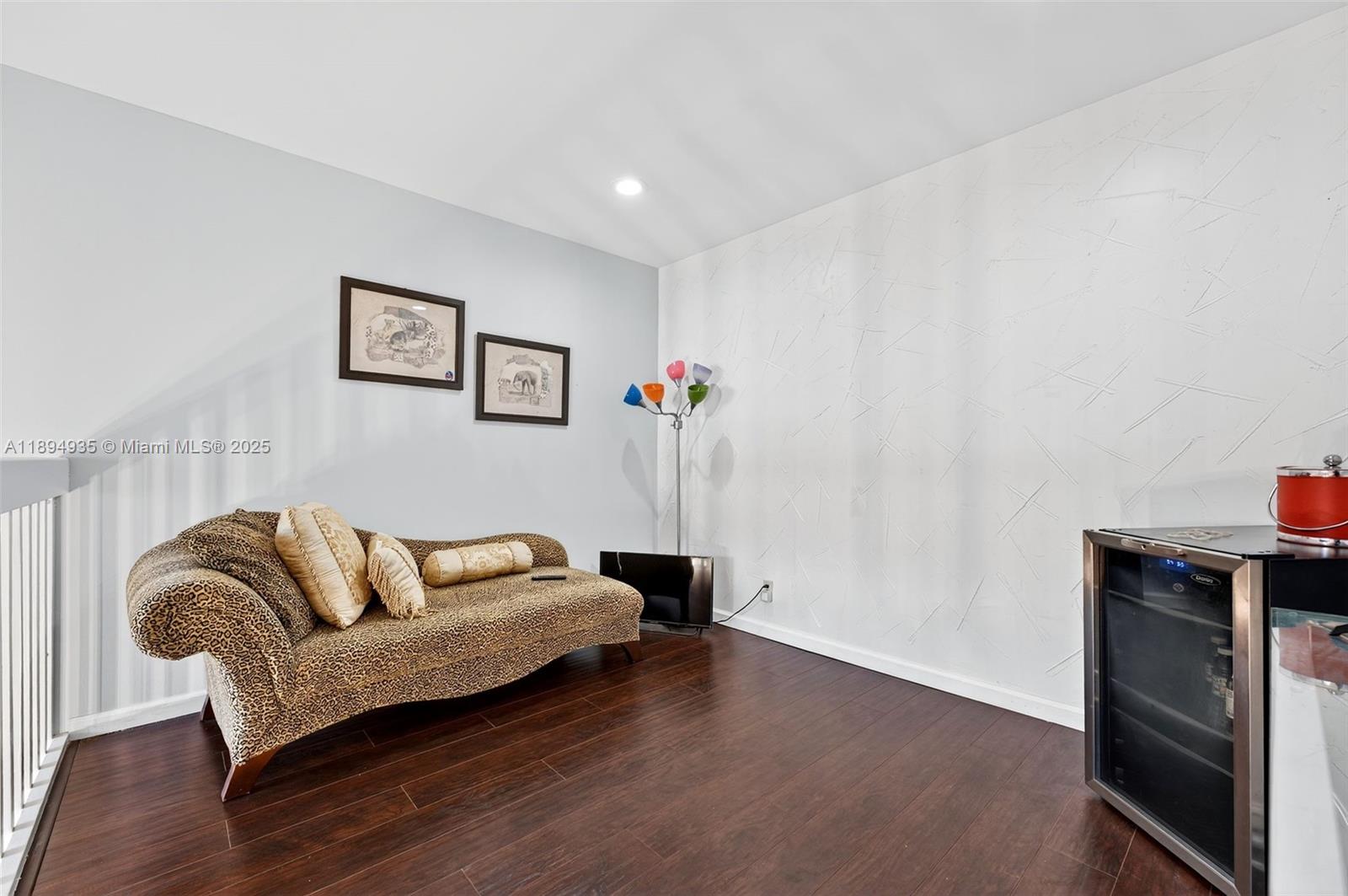 EAGLES NEST TOWNHOMES CON - Residential