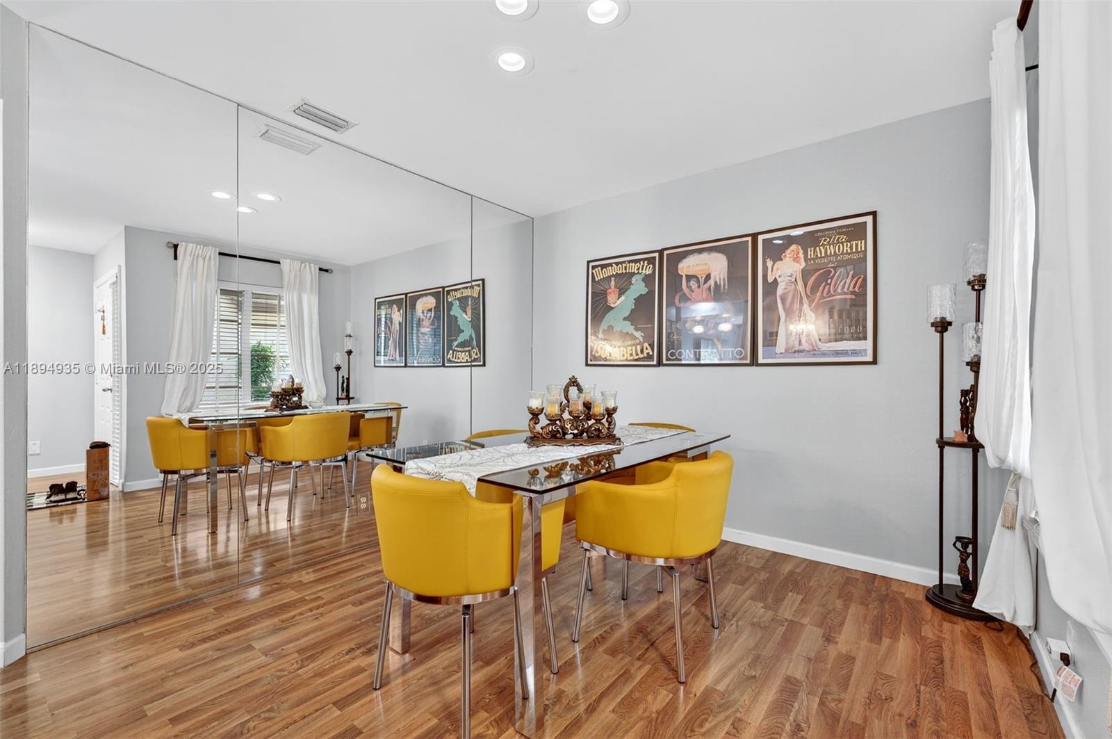EAGLES NEST TOWNHOMES CON - Residential