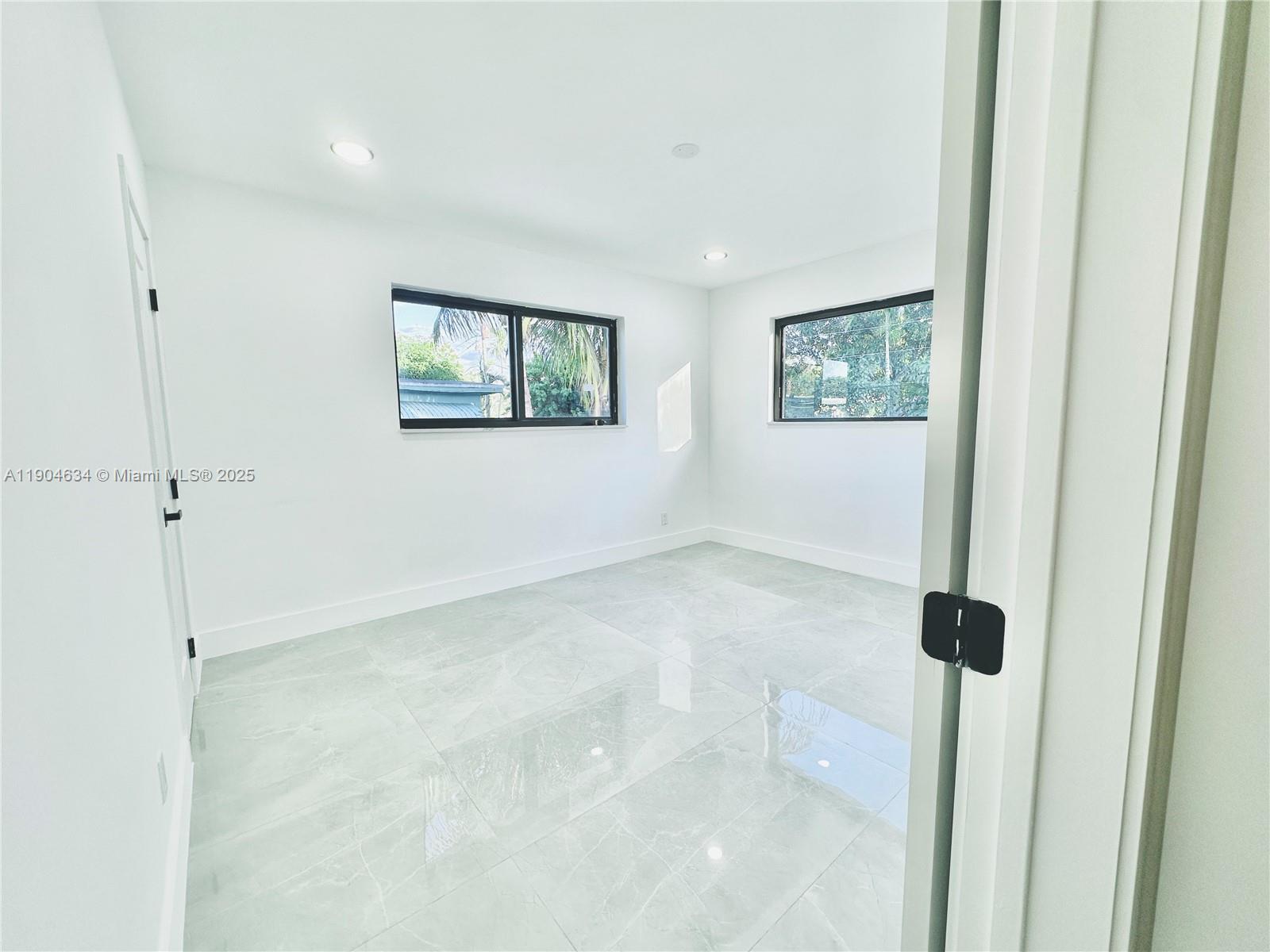 BREEZESWEPT ESTATES 2ND A - Residential