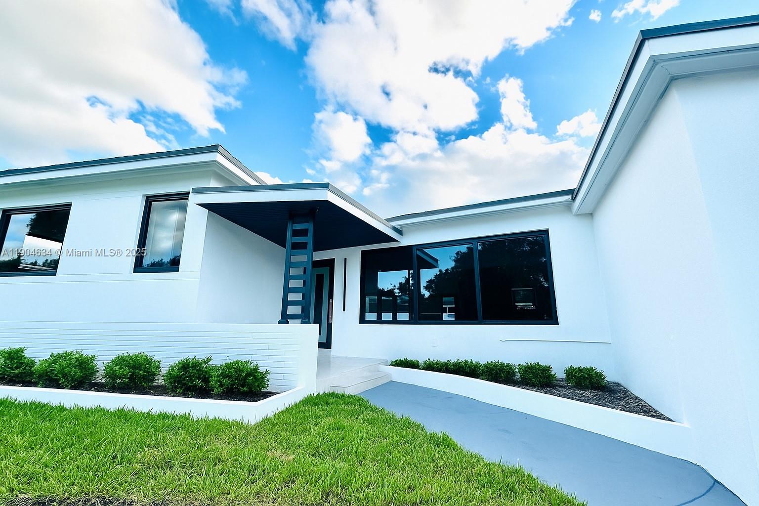 BREEZESWEPT ESTATES 2ND A - Residential