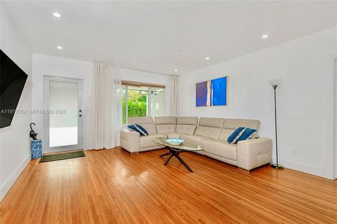 Tiny photo for 10450 NE 5th Ave, Miami Shores, FL 33138 (MLS # A11977054)