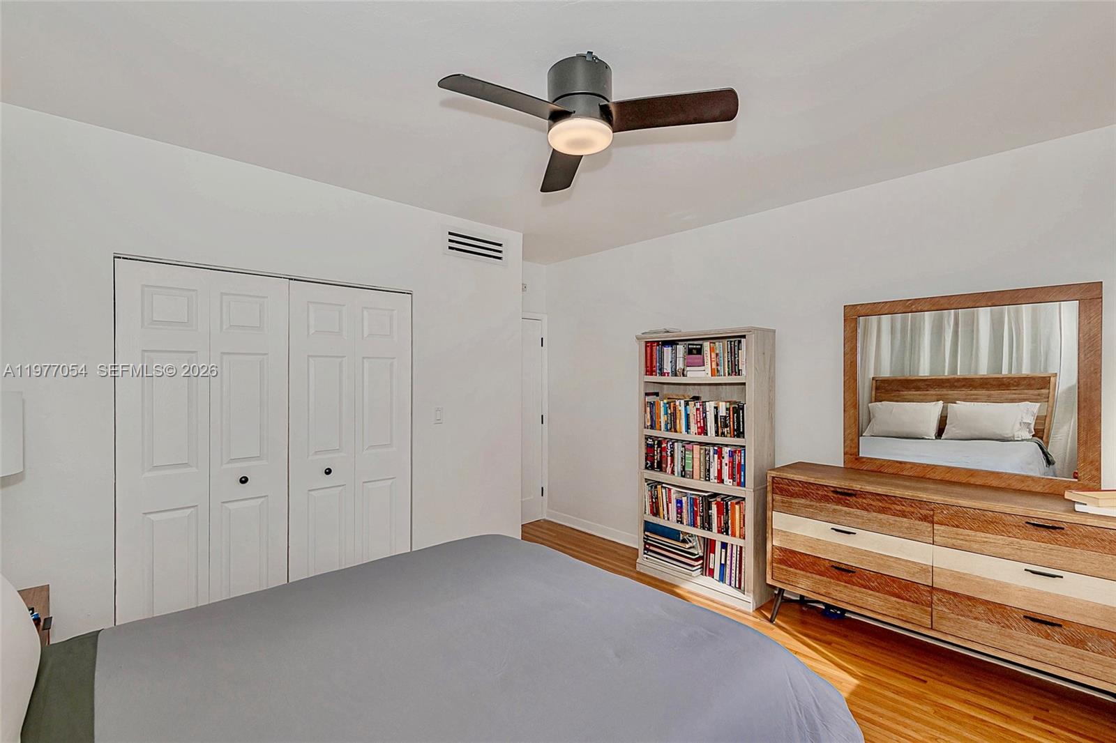 MIRROR LAKE SUB - Residential