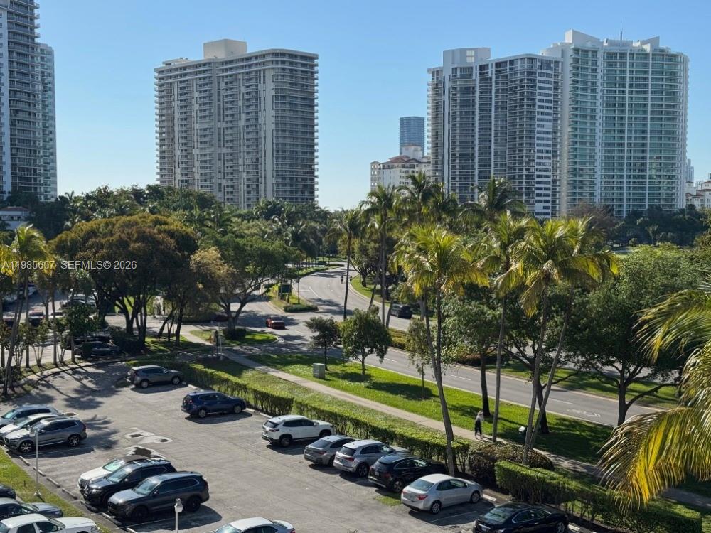 AVENTURA ELDORADO CONDO - Residential Lease