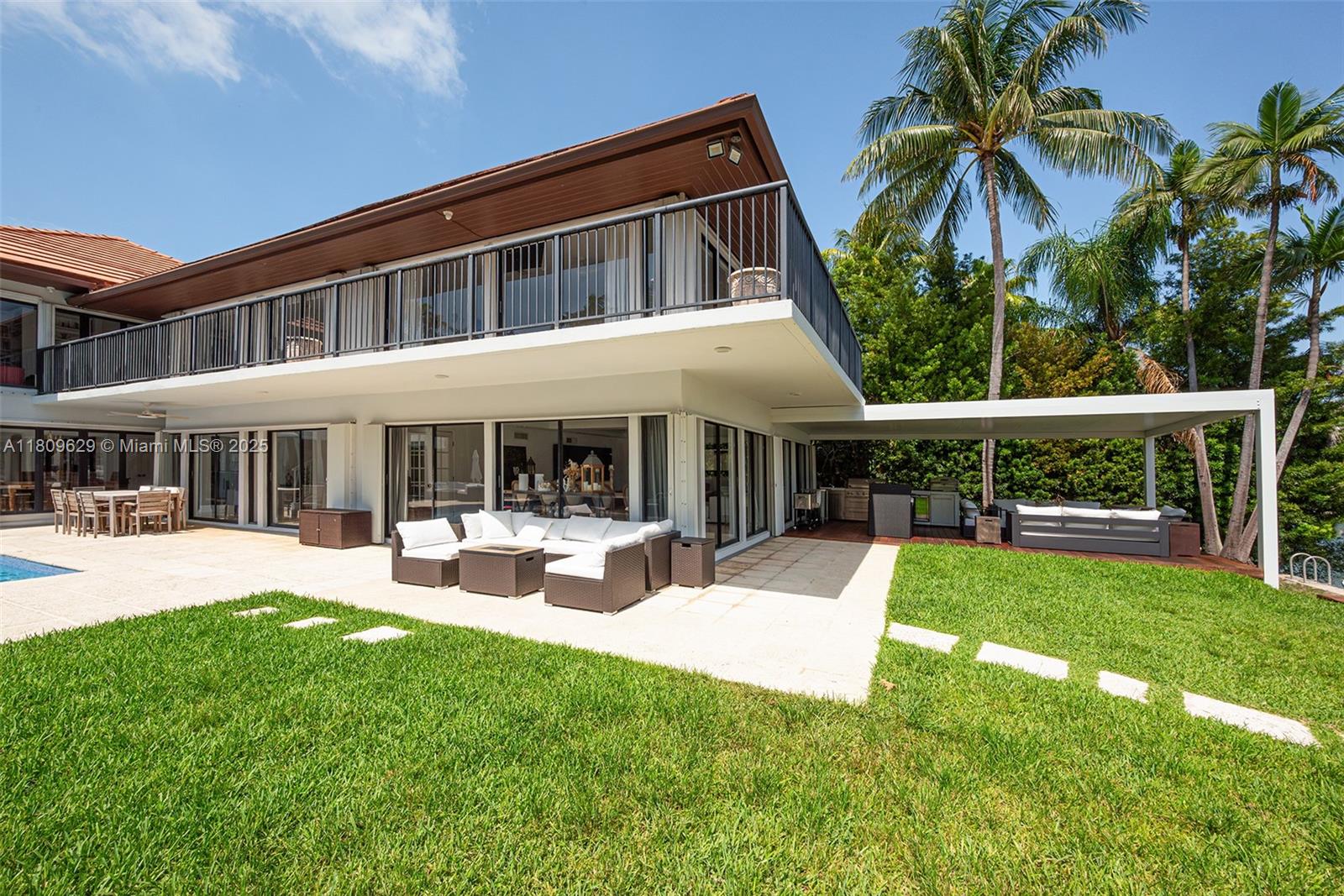 CAPE FLA SUB SEC 2 - Residential Lease