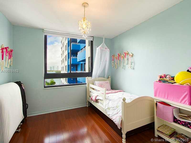 The Waverly At South Beac - Residential Lease