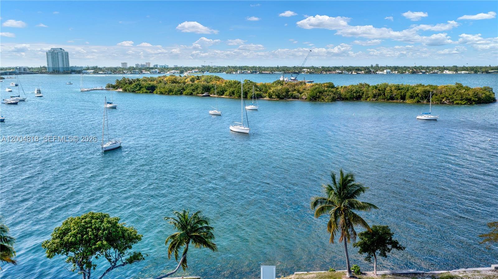 HARBOR ISLAND - Residential Lease