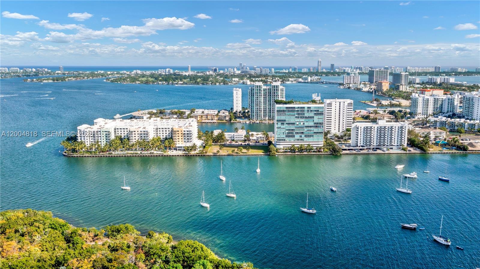 HARBOR ISLAND - Residential Lease