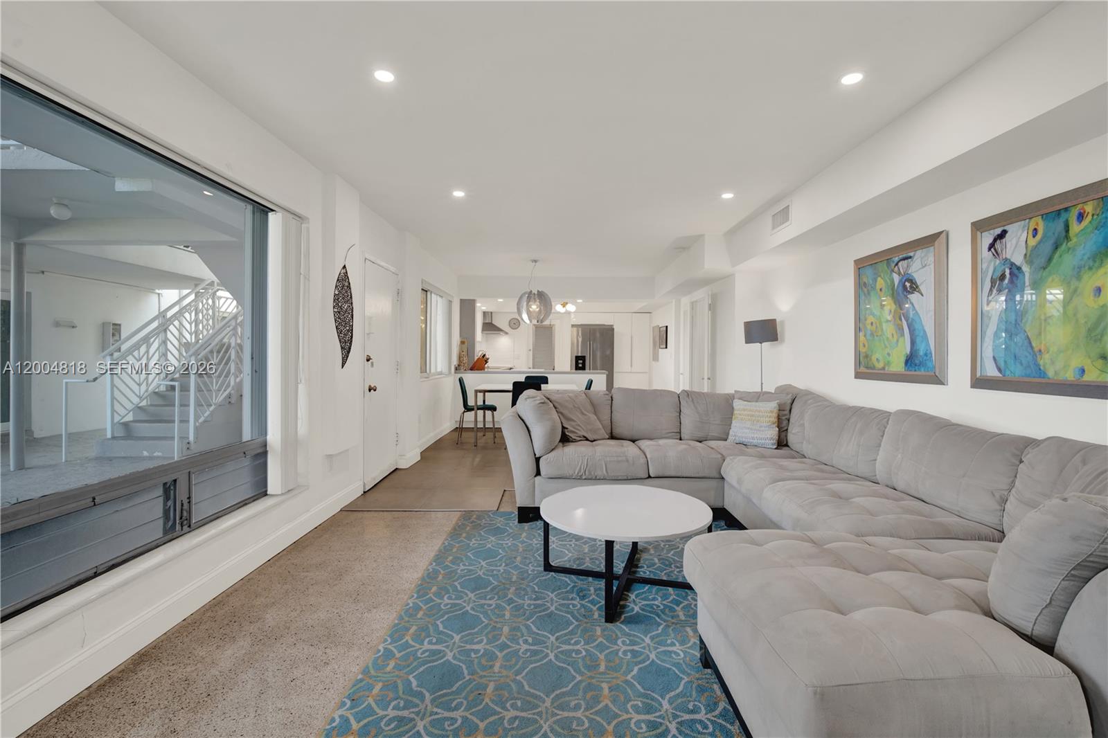 HARBOR ISLAND - Residential Lease