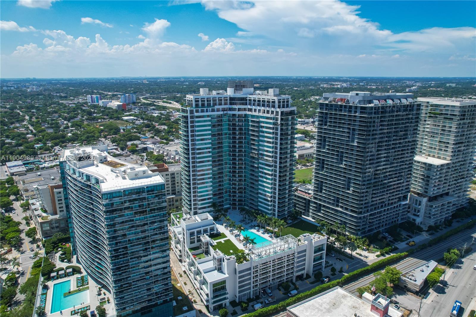 FOUR MIDTOWN MIAMI CONDO - Residential
