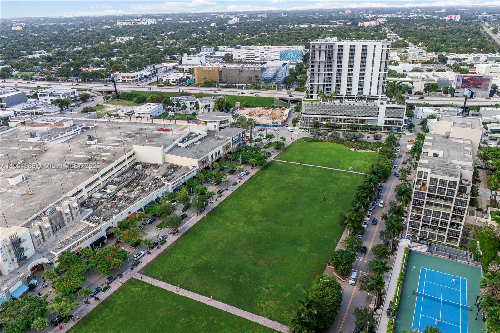 FOUR MIDTOWN MIAMI CONDO - Residential