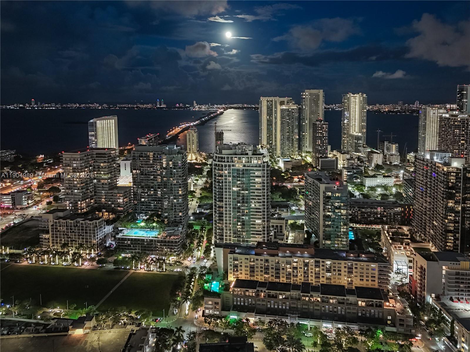 FOUR MIDTOWN MIAMI CONDO - Residential