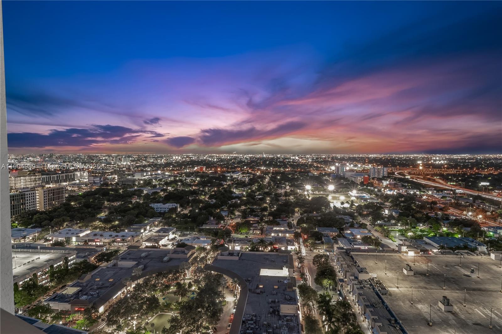 FOUR MIDTOWN MIAMI CONDO - Residential