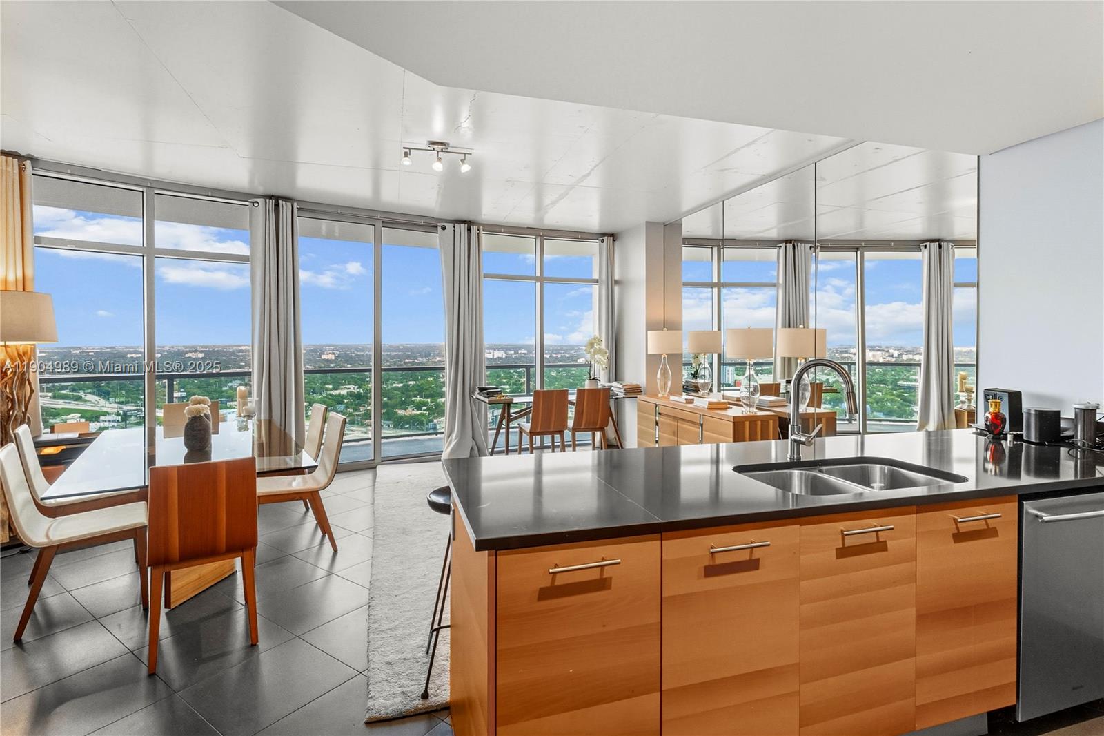 FOUR MIDTOWN MIAMI CONDO - Residential