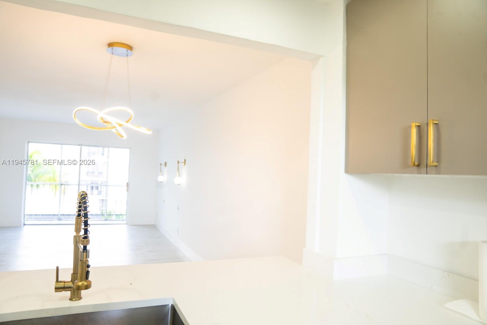 PARKSIDE TOWERS CONDO - Residential