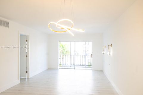 Photo of 220 SW 9th Ave #306, Hallandale Beach, FL 33009 (MLS # A11945781)